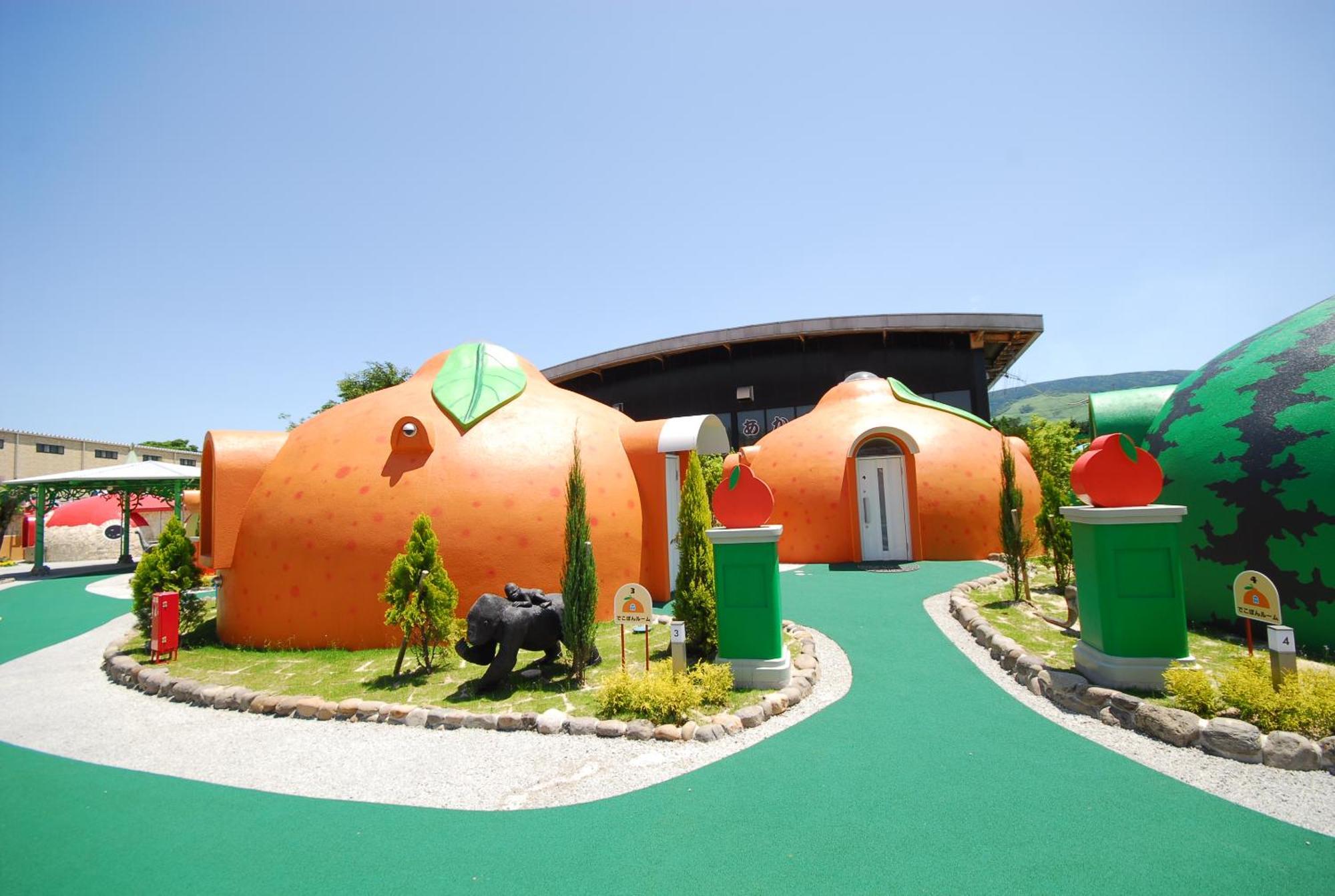 Aso Farm Land Hotel Minamiaso Exterior photo